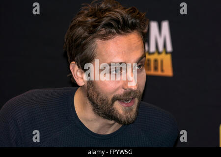 Birmingham, UK. 19 mars, 2016. Birmingham MCM Comic Con, Cosplaerys de tout le pays viennent d'afficher leurs caractères cosplay.Tom Mison de Sleepy Hollow Crédit : Scott Carruthers/Alamy Live News Banque D'Images