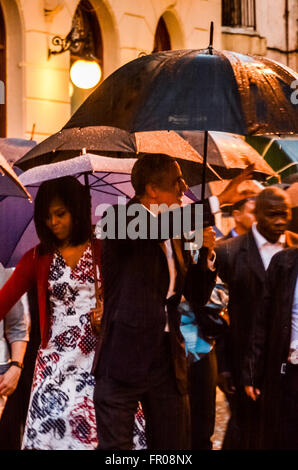 La Havane. Mar 20, 2016. Le président américain Barack Obama et son épouse Michelle Obama faire un tour dans les rues de la vieille Havane le 20 mars 2016. Barack Obama est arrivé à La Havane le dimanche pour 3 jours, visite historique à Cuba. Credit : Str/Xinhua/Alamy Live News Banque D'Images