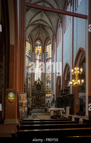 L'intérieur gothique de St Elizabeth Church in Wroclaw, Pologne. Banque D'Images