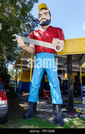 Florida Dade City, Paul Bunyan Buchler Man, attraction en bord de route, statue géante, FL160213027 Banque D'Images