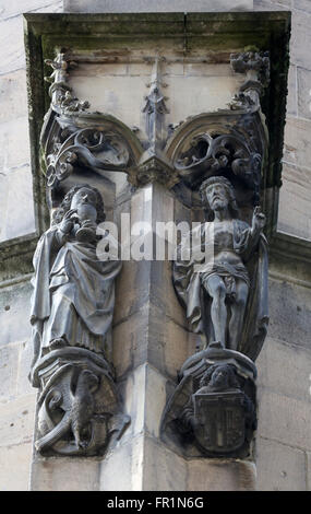 Sainte Barbe et Saint Jean le Baptiste, Église de Saint-Georges à Tubingen, Allemagne Banque D'Images