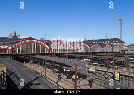 Copenhague, Danemark - Mars 17, 2016 : la gare centrale de l'arrière. Banque D'Images