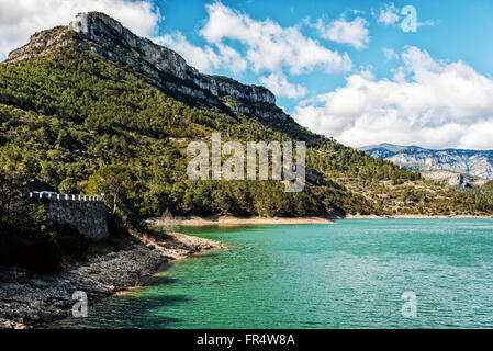 Vue sur le réservoir d'Ulldecona. Communauté valencienne, Espagne Banque D'Images