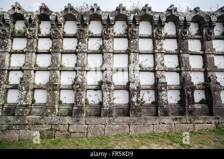 Ancien cimetière dans le Parque de San Domingos de Bonaval. Santiago de Compostela. Banque D'Images