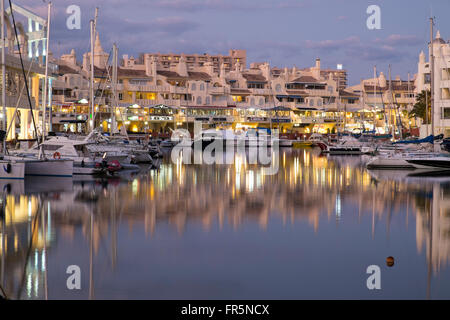 Puerto Marina. Benalmadena, Costa del Sol, (Málaga) Banque D'Images