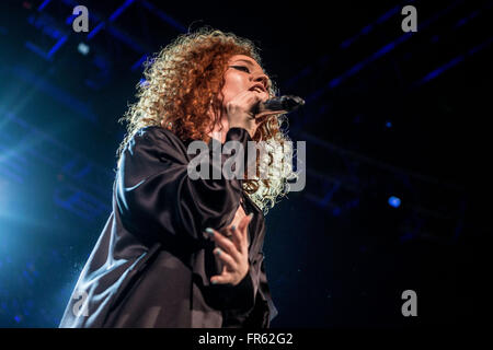 Milano, Italie. 21 mars, 2016. Jess Glynne live à fabrique à Milan, Italie, le 21 mars 2016 Credit : Mairo Cinquetti/Alamy Live News Banque D'Images