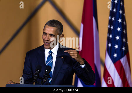 La Havane, Cuba. Mar 21, 2016. Le président des États-Unis, Barack Obama parle lors de la Cuba et les États-Unis business forum à La Havane, capitale de Cuba, le 21 mars 2016. Barack Obama est arrivé dimanche après-midi pour une visite de trois jours. Credit : Liu Bin/Xinhua/Alamy Live News Banque D'Images