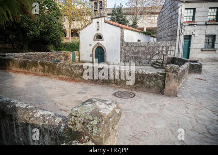 Vieille chapelle près du Parque de la Música. Santiago de Compostela. Banque D'Images