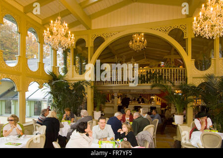 Österreich, Semmering, Reichenau an der Rax, Schlossgärtnerei Wartholz ist nicht nur Gärtnerei sondern auch Cafe und Literatursa Banque D'Images