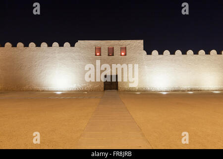 Riffa fort la nuit, Royaume de Bahreïn Banque D'Images