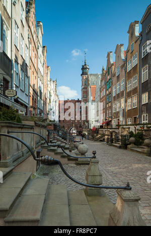 Après-midi sur la rue Mariacka dans la vieille ville de Gdansk, Pologne. Banque D'Images