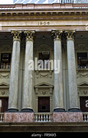 Édifice du Centenaire à l'Avenida Rio Branco dans la ville de Rio de Janeiro - RJ Banque D'Images