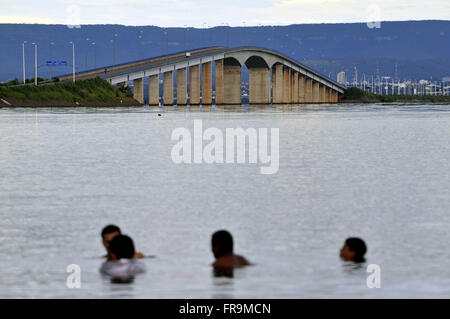 Cardoso et pont de l'amitié à l'intégration nationale en-080 Banque D'Images