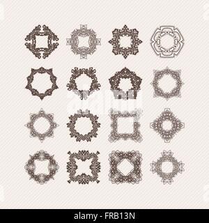 Ensemble de vecteur ornementé mandala Bordures et cadres. Dentelle gothique des tatouages. Le tissage celtique avec des coins pointus. Illustration de Vecteur