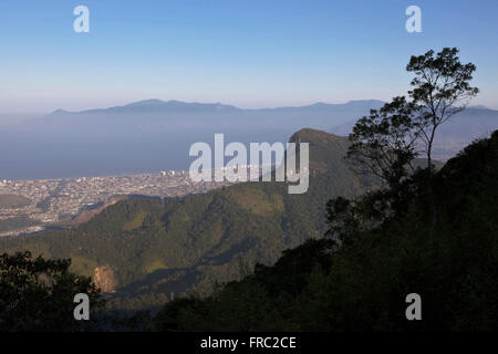 Vue de la Serra do Mar State Park dans la municipalité de Caraguatatuba Banque D'Images