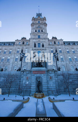 Bâtiment du Parlement de Québec en hiver Banque D'Images