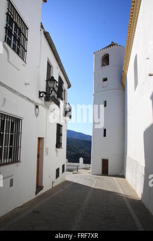 Andalousie, Espagne - 23/02/2012 - Espagne / Andalousie / Zahara de la Sierra - Zahara de la Sierra, un village de montagne - Sable Banque D'Images