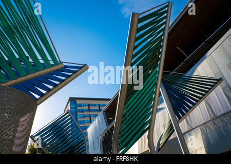 Sculpture dans le quartier Diagonal Mar, Barcelone, Catalogne, Espagne Banque D'Images