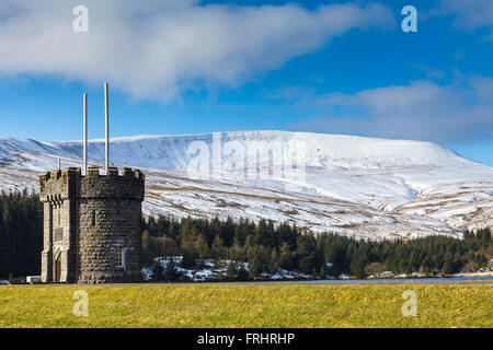 Réservoir de balises Tower, le Parc National des Brecon Beacons au Pays de Galles, Royaume-Uni Banque D'Images