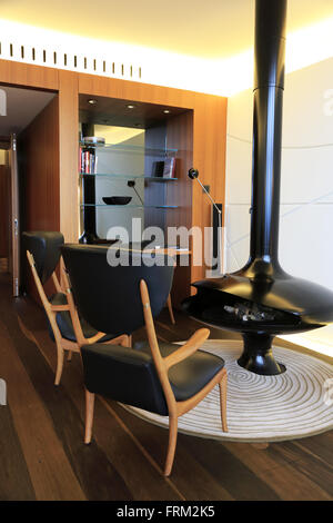 La vue de l'intérieur de la salle de séjour de Suite Carezza de Dolder Grand Hotel, Zurich, Suisse Banque D'Images