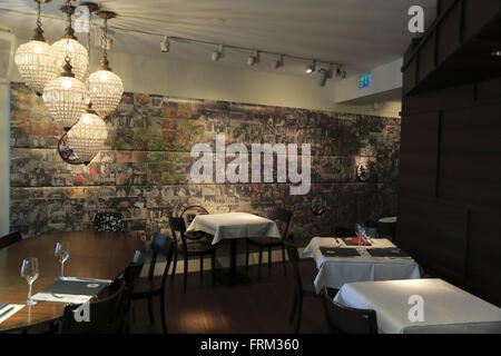 Salle à manger de HILTL le monde ouvert plus ancien restaurant végétarien à Zurich Suisse Banque D'Images