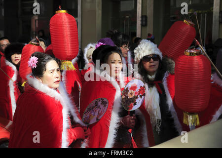 Défilé de la Nouvelle Année lunaire chinoise défilé dans le quartier chinois de Manhattan, New York City, USA Banque D'Images