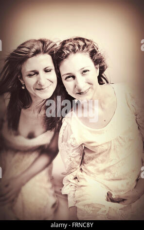 Deux femmes smiling Banque D'Images