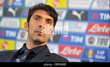 Udine, Italie. 23 mars, 2016. Gardien de l'Italie Gianluigi Buffon (Juventus) au cours de la conférence de presse pour le match de football amical entre l'Italie et l'Espagne à Dacia Arena le 23 mars 2016. photo Simone Ferraro / Alamy Live News Banque D'Images