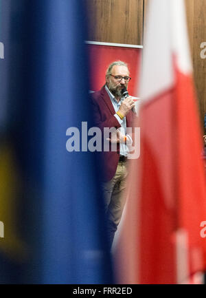 Kielce, Pologne. Mar 23, 2016. Une rencontre avec Mateusz Kijowski, le fondateur du Comité pour la défense de la démocratie en Pologne, l'un des principaux pouvoirs de résistance qui se dresse contre l'actuel gouvernement de droite à Kielce, Pologne. Credit : Dominika Zarzycka/Alamy Live News Banque D'Images