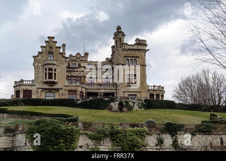 Palace dans un quartier résidentiel de Getxo, Bilbao, Pays Basque, Espagne Banque D'Images