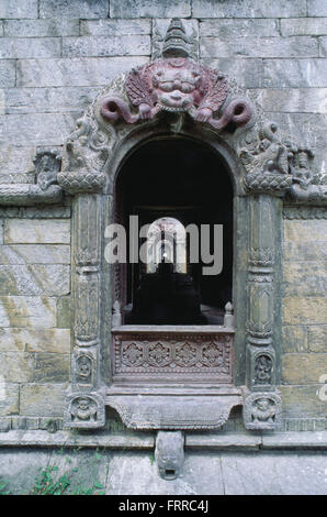 Porte de Pashupatinath, Népal, Chaityas Banque D'Images