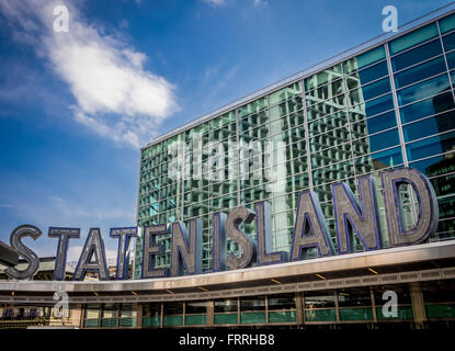 Staten Island Ferry Terminal, Whitehall, Manhattan. 4 Whitehall Street New York NY 10004, USA. Banque D'Images