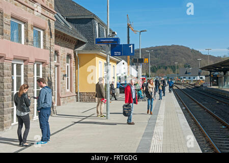 Deutschland, Rheinisch Bergischer Kreis, Overrath, Bahnhof Banque D'Images