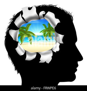 Une silhouette en tête du Mans avec une plage tropicale locations de scène. Concept pour penser ou rêver à une plage tropicale locations Banque D'Images