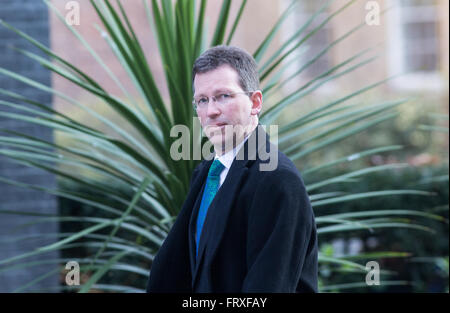 Procureur général Jeremy Wright QC arrive à Downing Street pour la réunion hebdomadaire du cabinet Banque D'Images