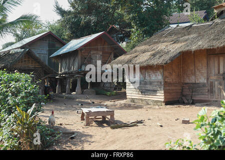 Village Akha près de Luang Prabang - Laos Banque D'Images