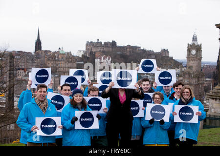 Edinburgh, Royaume-Uni. 24Th Mar, 2016. Le chef conservateur écossais Édimbourg Ruth Davidson dans Carlton Hill Edinburgh pour remercier les gens qui ont voté non au référendum sur l'indépendance. Credit : Pako Mera/Alamy Live News Banque D'Images