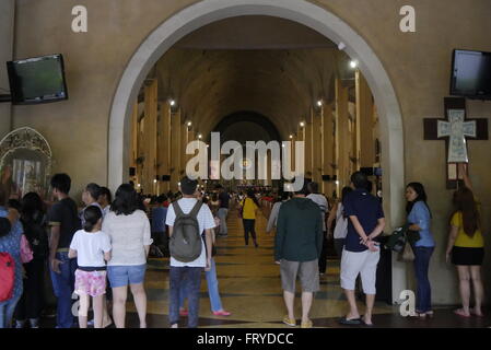 Manille, Philippines. 24Th Mar, 2016. Une entrée de baclaran church © George Buid/Pacific Press/Alamy Live News Banque D'Images