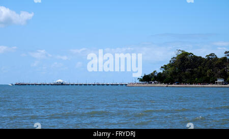 Brisbane, Australie. 25 mars, 2016. La réouverture officielle de la jetée de Shorncliffe reconstruit. Tenu conjointement avec le début de la Bluewater 2016 Festival & début de la Brisbane à Karratha Yacht Race à Shorncliffe, Brisbane, la capitale du Queensland, Australie, le 25 mars 2016 Crédit : John Quixley/Alamy Live News Banque D'Images