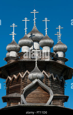 Église en bois de l'Intercession de la Vierge, l'île de Kizhi Kizhi Pogost,, le lac Onega, Carélie, Russie Banque D'Images