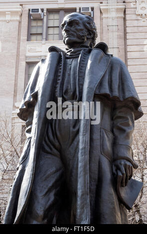 Héros de l'indépendance de l'Uruguay, le général José Gervasio Artigas, une statue sur la sixième Avenue à Manhattan Banque D'Images