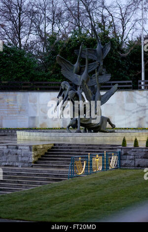 Les enfants de lir sculpture au Jardin du souvenir, Dublin, République d'Irlande Banque D'Images