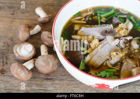 Bol à soupe de canard Banque D'Images