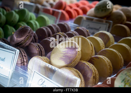 Une sélection macarons dans une boulangerie à New York, vu le Dimanche, Mars 20, 2016. (© Richard B. Levine) Banque D'Images