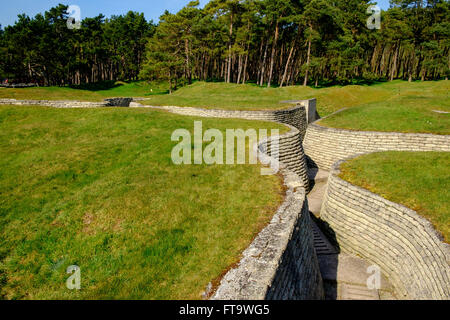 La Première Guerre mondiale, tranchées restaurées à la crête de Vimy, France, Europe Banque D'Images