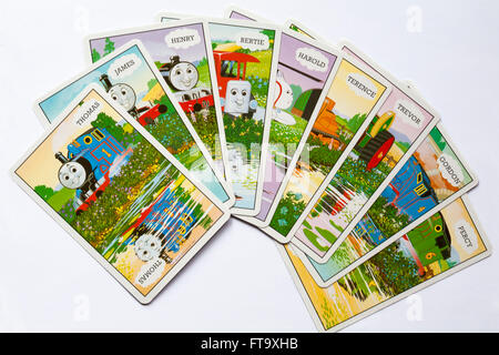 Thomas et ses amis Cartes photo géant par Ravensburger - Thomas le réservoir du moteur mis cartes sur fond blanc Banque D'Images