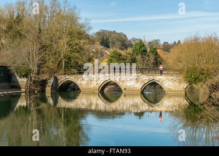 L'ancien sentier cheval Pont sur la rivière Avon à Bradford on Avon, Wiltshire Banque D'Images