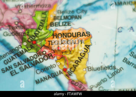 Photo d'une carte du Honduras et la capitale Tegucigalpa . Banque D'Images