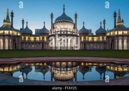 Soirée au Royal Pavilion à Brighton, East Sussex, Angleterre. Banque D'Images