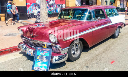 1956 Chevrolet Nomad dans le Huntington Beach car show Mars 2016 Banque D'Images